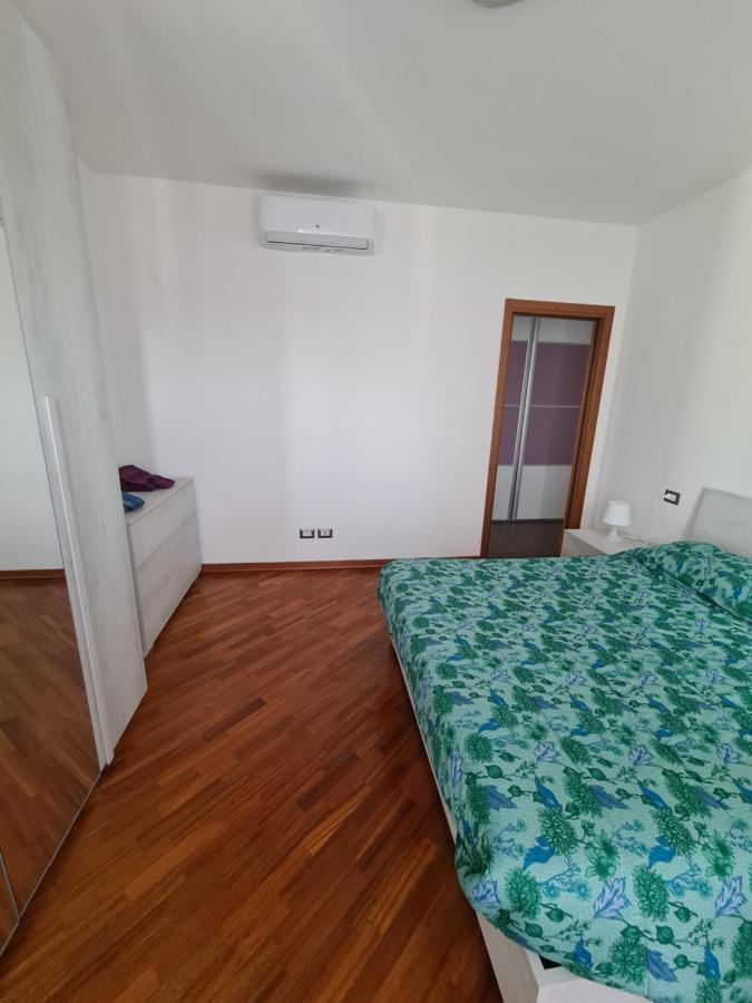 Milano Santa Giulia Business Apartment - Olimpiadi 26 Exterior photo